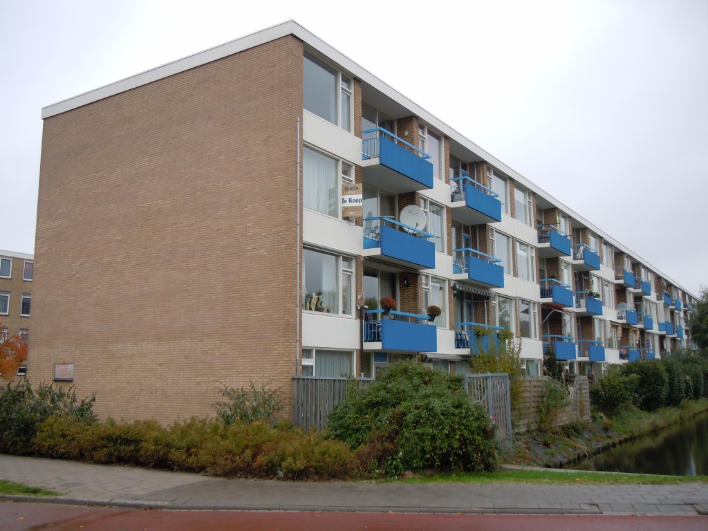 APPARTEMENT MET EEN ROYALE EETKEUKEN, DIT MOET U VANDAAG NOG GEZIEN HEBBEN ! 
