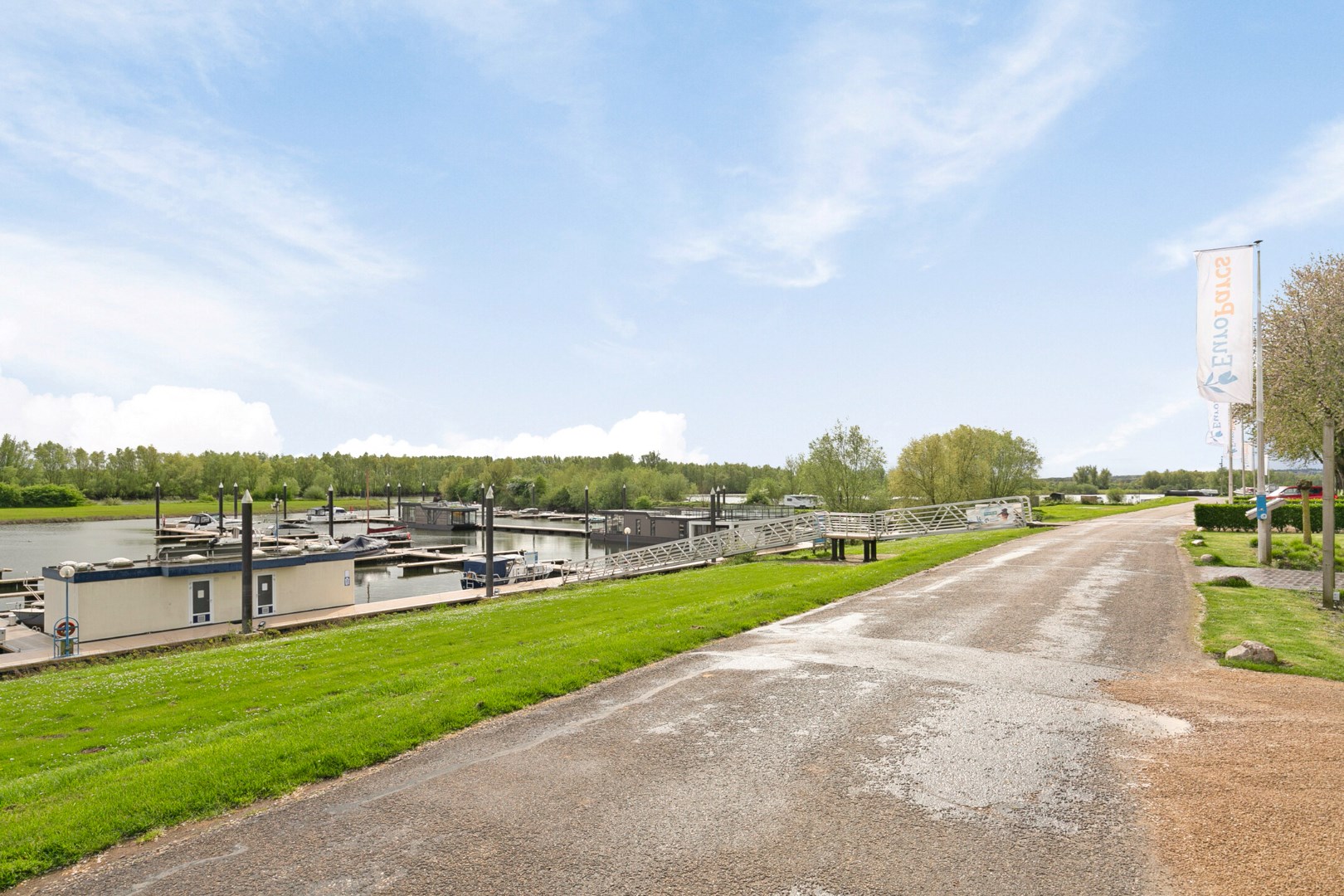 Pipeluurseweg 8423 Olburgen